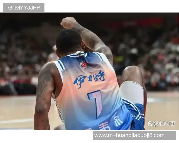 奇才与灰熊激战正酣球队实力对决引发球迷热议 奇才与灰熊激战正酣球队实力对决引发球迷热议